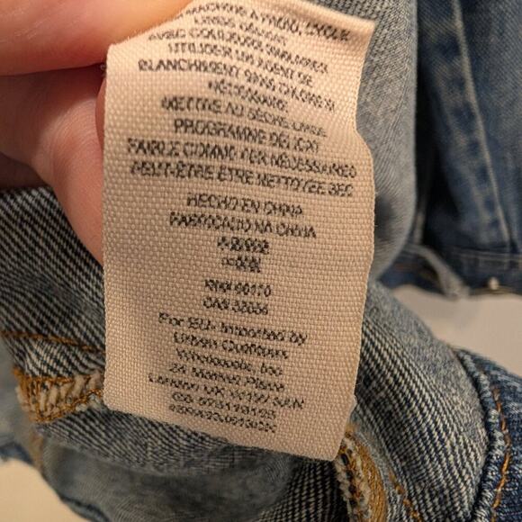 Free People Denim Trucker Jean Jacket PIGS Patch Classic Retro Style - Size XS - Picture 7 of 7